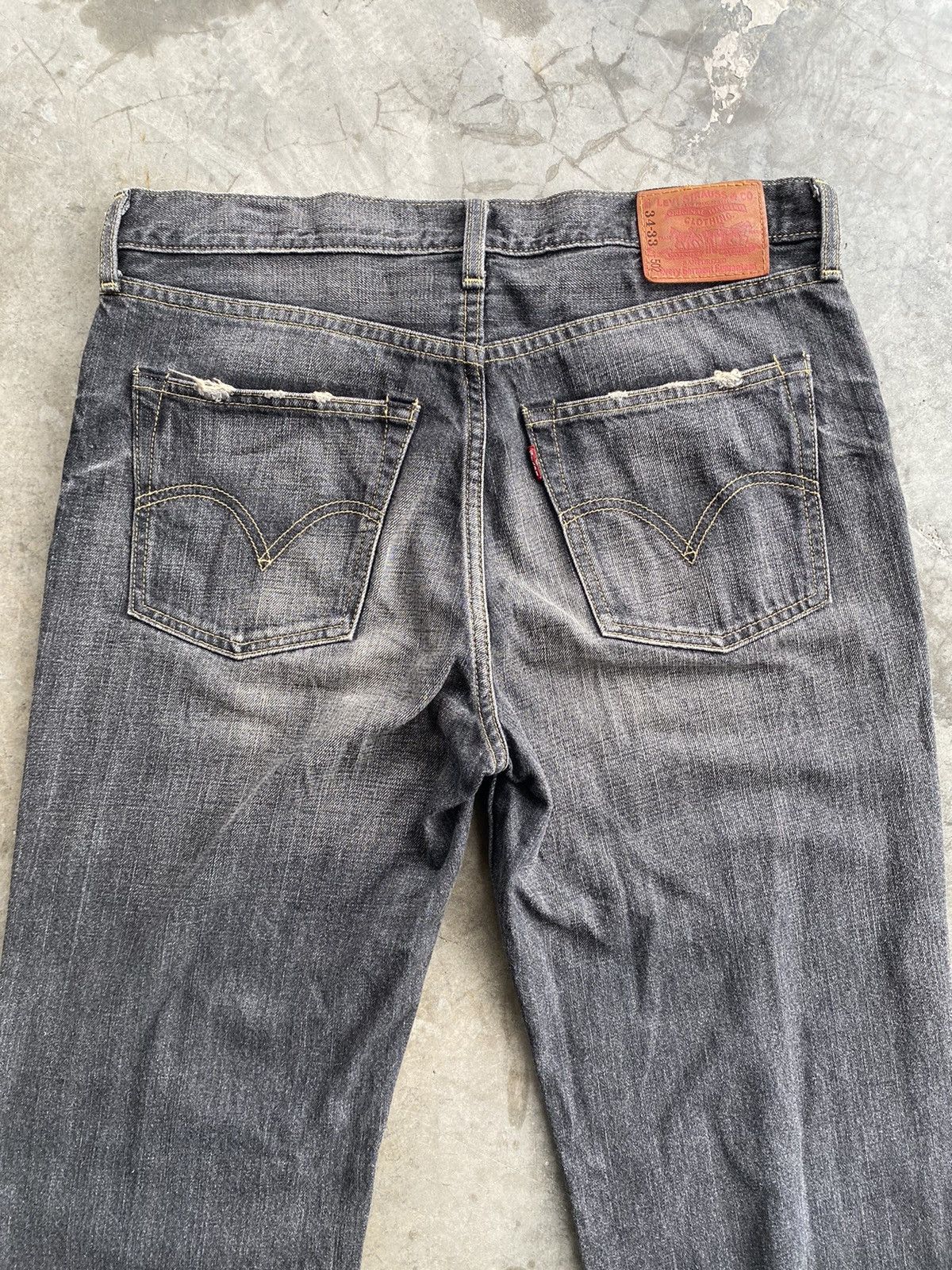 Levi's × Vintage Baggy Jeans Vintage Levi’s 502 Faded Black Denim Size US 34 / EU 50 - 8 Thumbnail