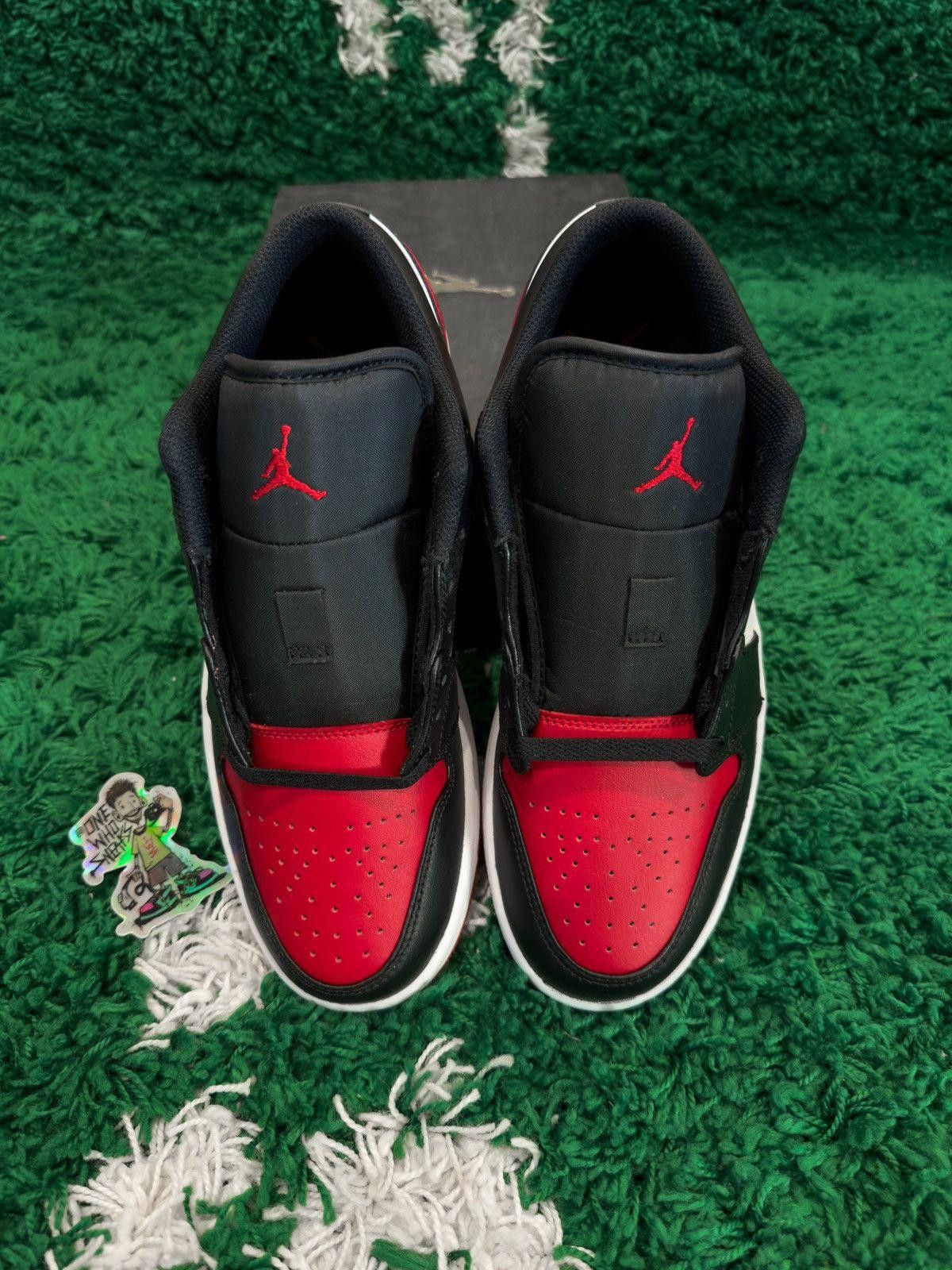 Jordan Brand Jordan 1 Low Bred Toe Size 10 Size US 10 / EU 43 - 7 Thumbnail