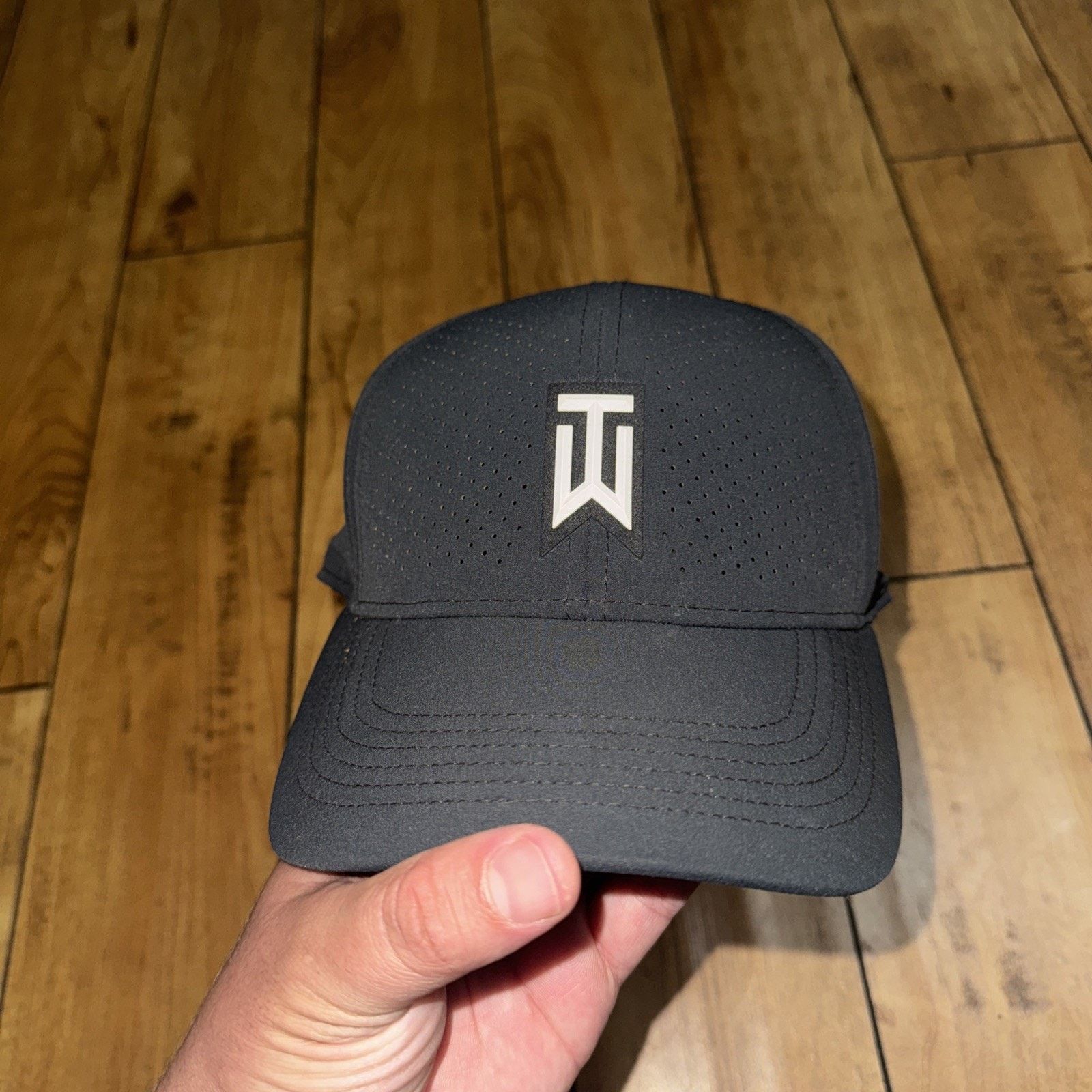 Nike × Tiger Woods Nike Tiger Woods fitted Hat Grey Size ONE SIZE - 1 Thumbnail