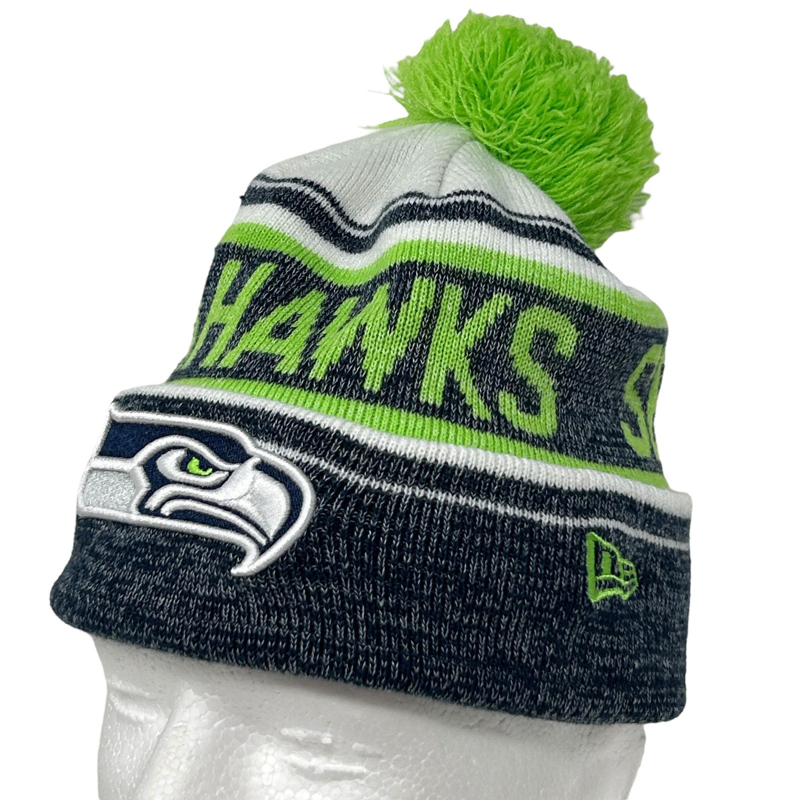 New Era Seattle Seahawks Cuffed Pom Pom Beanie Toque Winter Hat NFL Size ONE SIZE - 1 Thumbnail