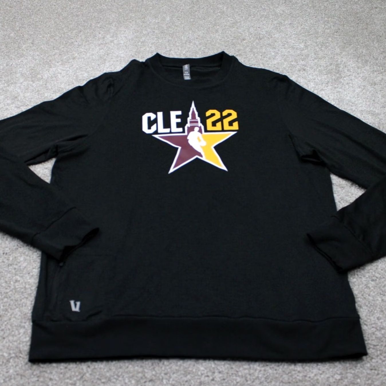 Vuori Vuori Cleveland Sweatshirt Mens Medium Black Ponto Performance NBA Cavs Pullover Size US M / EU 48-50 / 2 - 2 Thumbnail