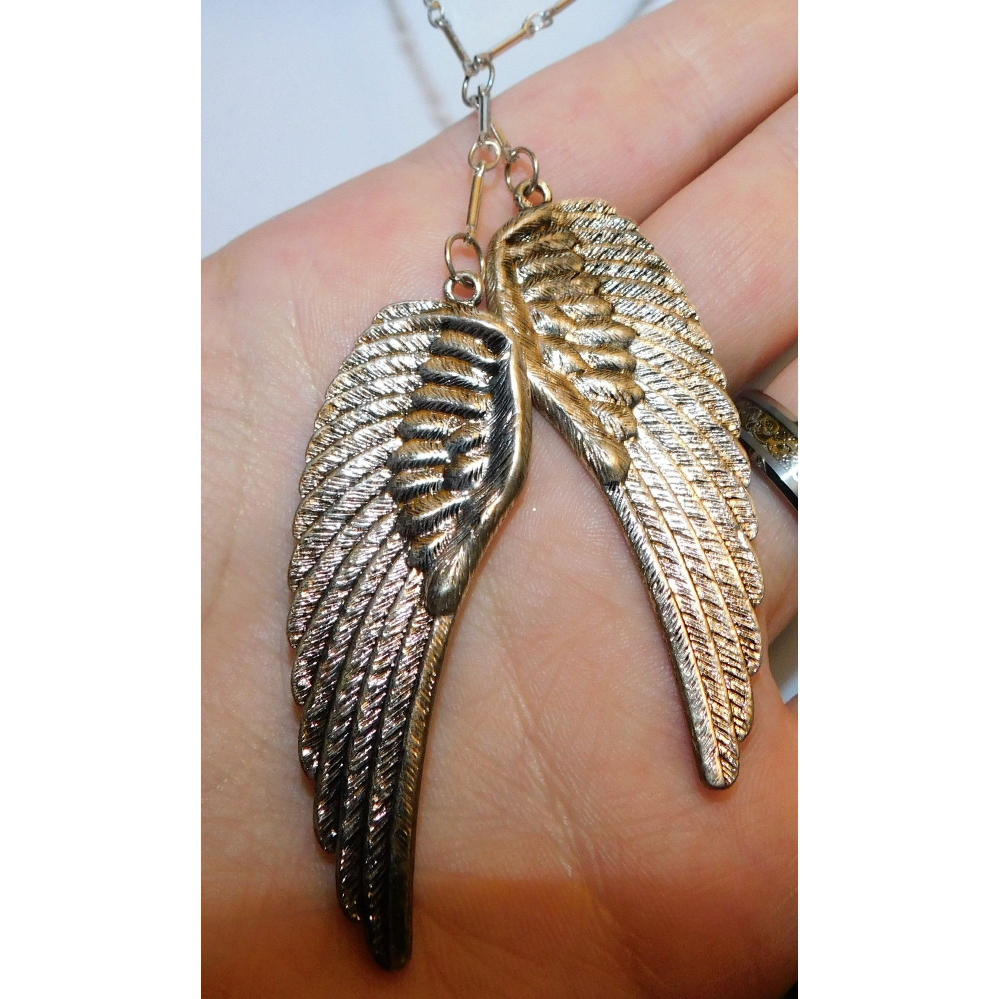 Other Whimsical Religious Silver Tone Angel Wing Necklace Size ONE SIZE - 5 Thumbnail