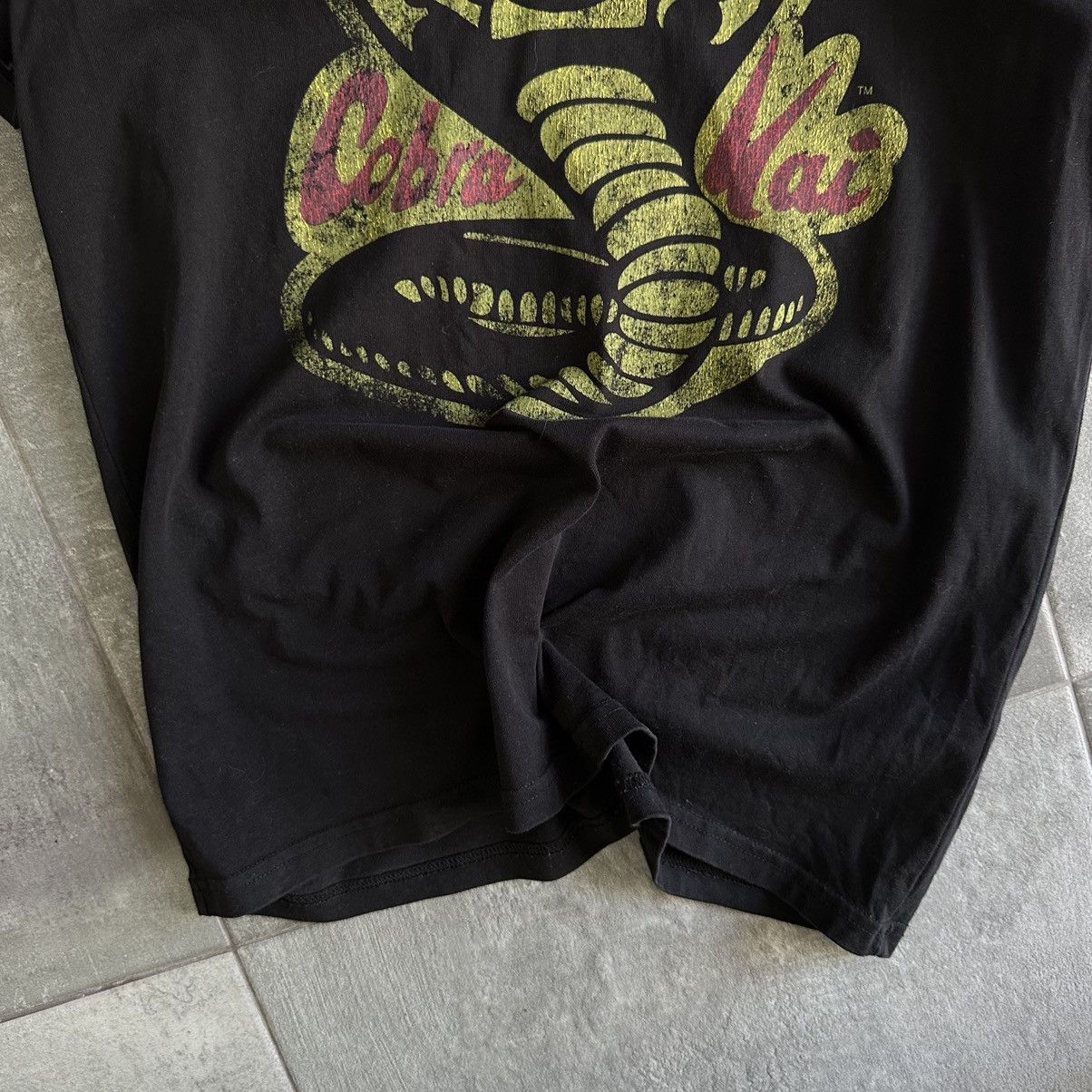 Cobra × Vintage Vintage Cobra Kai T-shirts Big Logo Band Sport-wear Y2K 00s Size US M / EU 48-50 / 2 - 8 Thumbnail