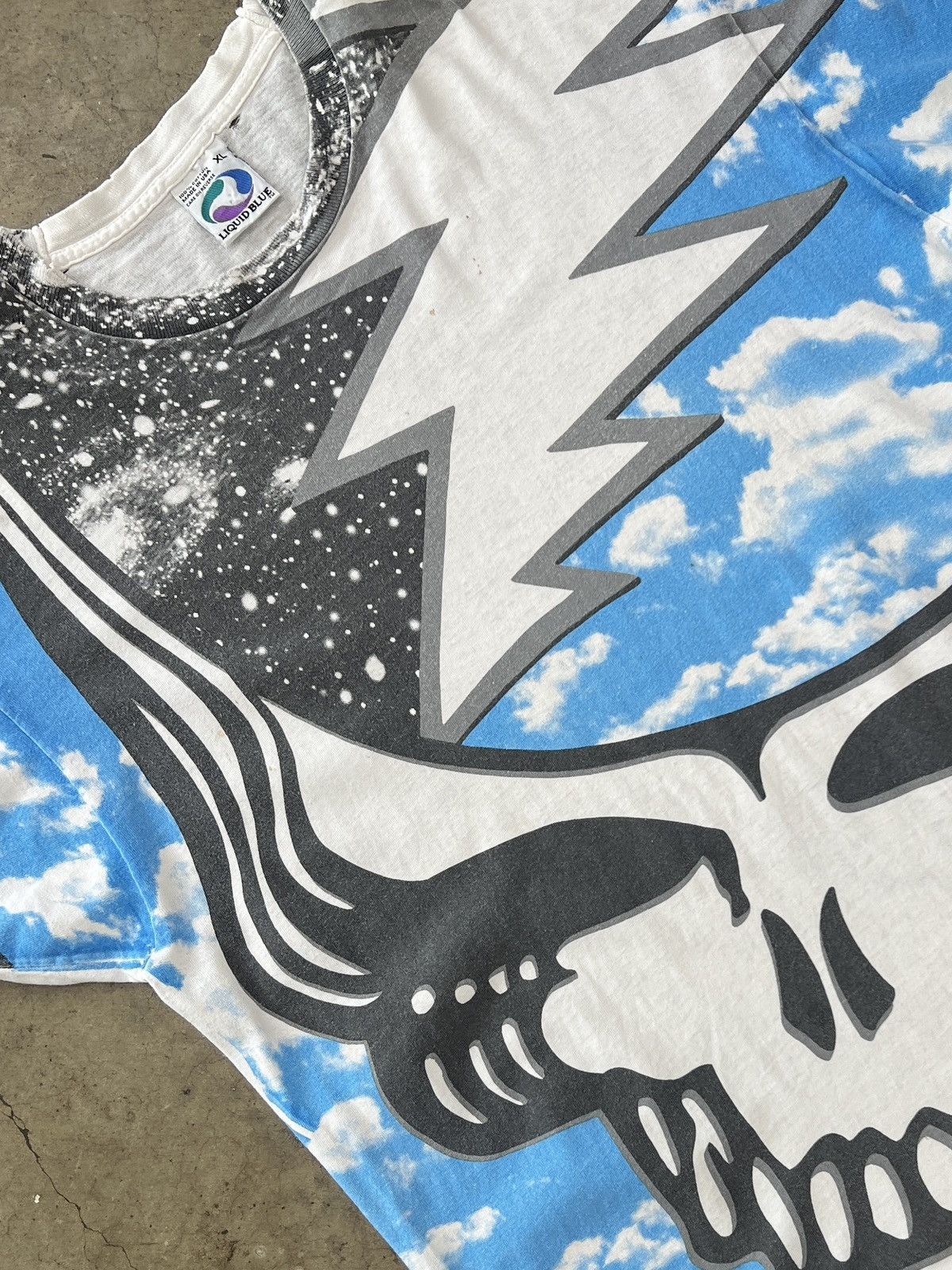 Band Tees Vintage AOP 1993 Liquid Blue Grateful Dead Single Stitch XL Size US XL / EU 56 / 4 - 1 Thumbnail