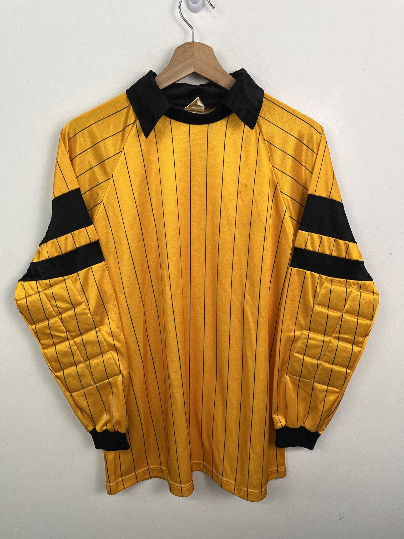 Other Vintage 1990s Gold Longsleeve Padded Goalie Jersey Size L Size US L / EU 52-54 / 3 - 1 Thumbnail