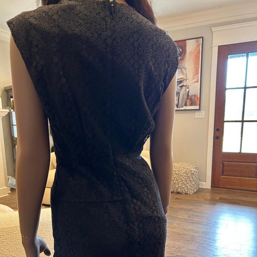 Designer ARK & Co Black Lace Dress with Black Lining Size M / US 6-8 / IT 42-44 - 4 Thumbnail