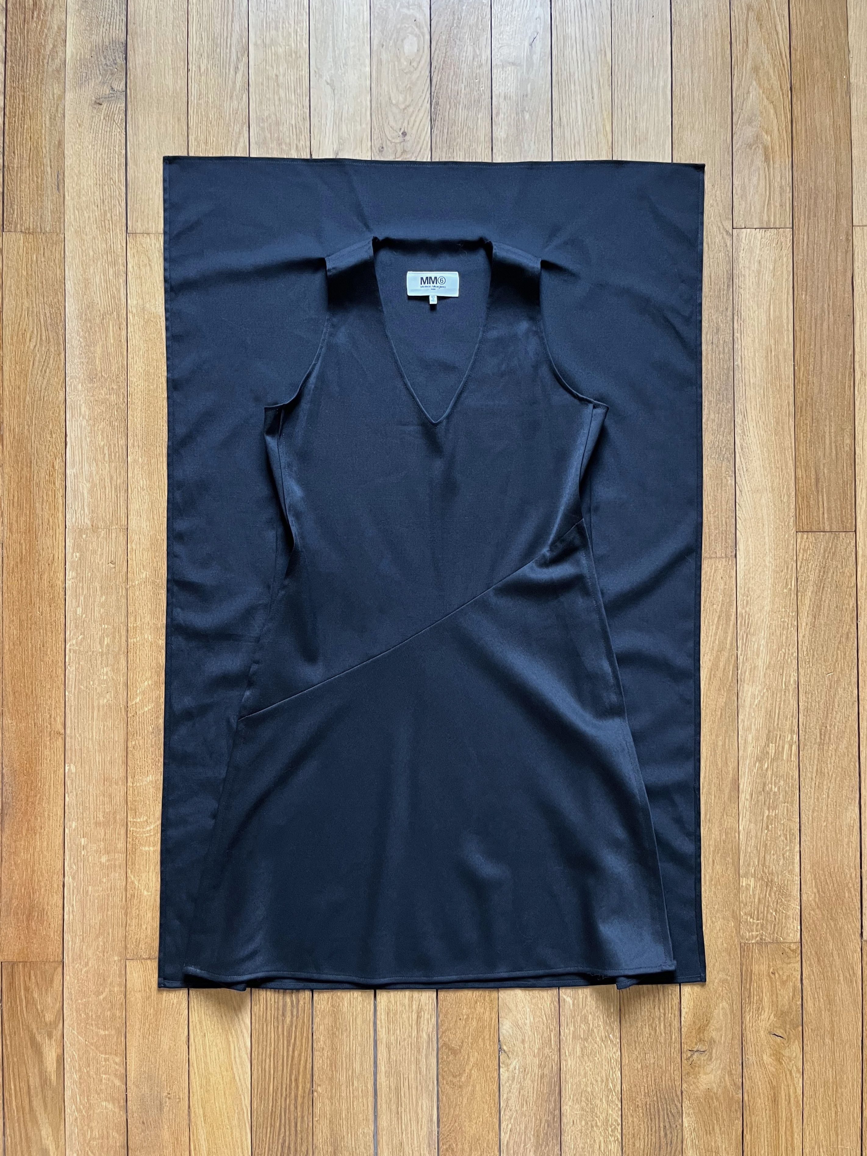 Maison Margiela MM6 Margiela 2D dress Size XS / US 0-2 / IT 36-38 - 1 Thumbnail