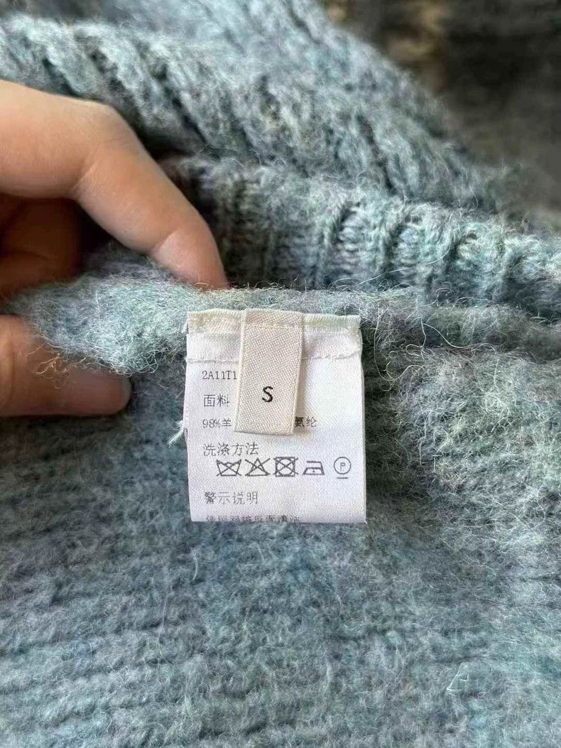 Celine Celine Snowflake Sweater Size S Size S / US 4 / IT 40 - 3 Thumbnail