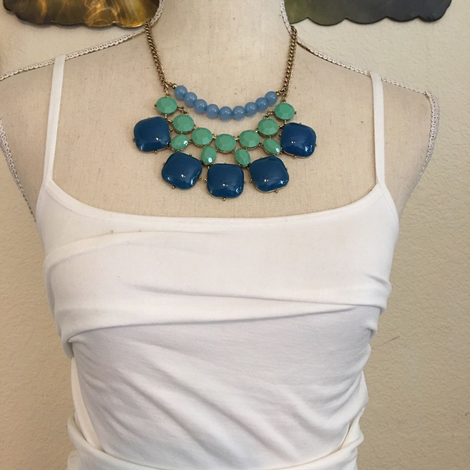 Jewelry Blue and mint tone gold chain link necklace Size ONE SIZE - 3 Thumbnail