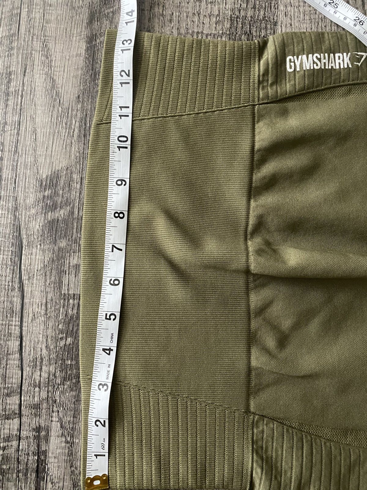 Vintage Gym Shark (Size: L) Size 34" / US 12 / IT 48 - 3 Thumbnail