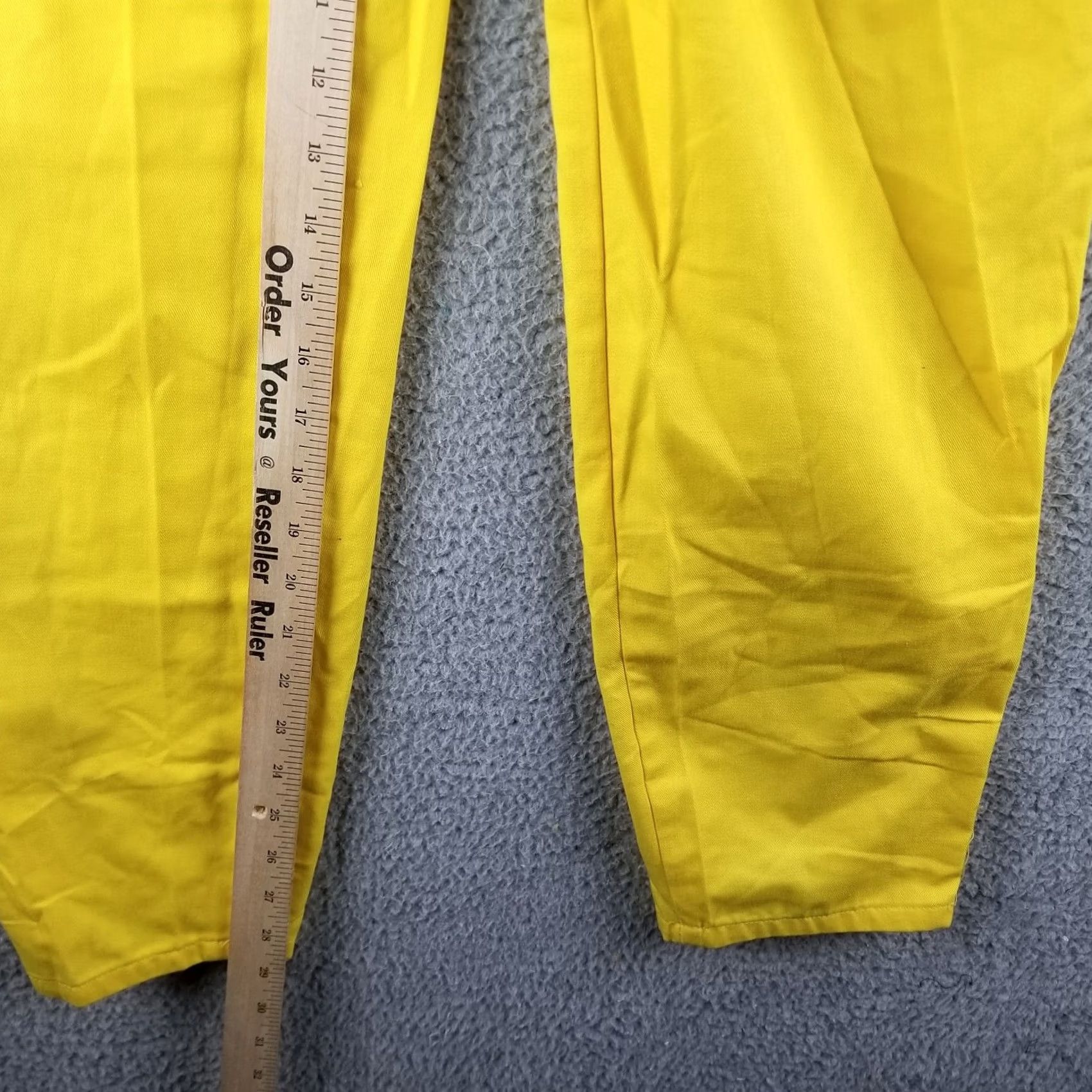 Levi's Levi's Jeans Woman 23x30 SF 378 Yellow Denim High Rise 70s Vintage White Tab NWT Size 40" / US 18 - 4 Thumbnail