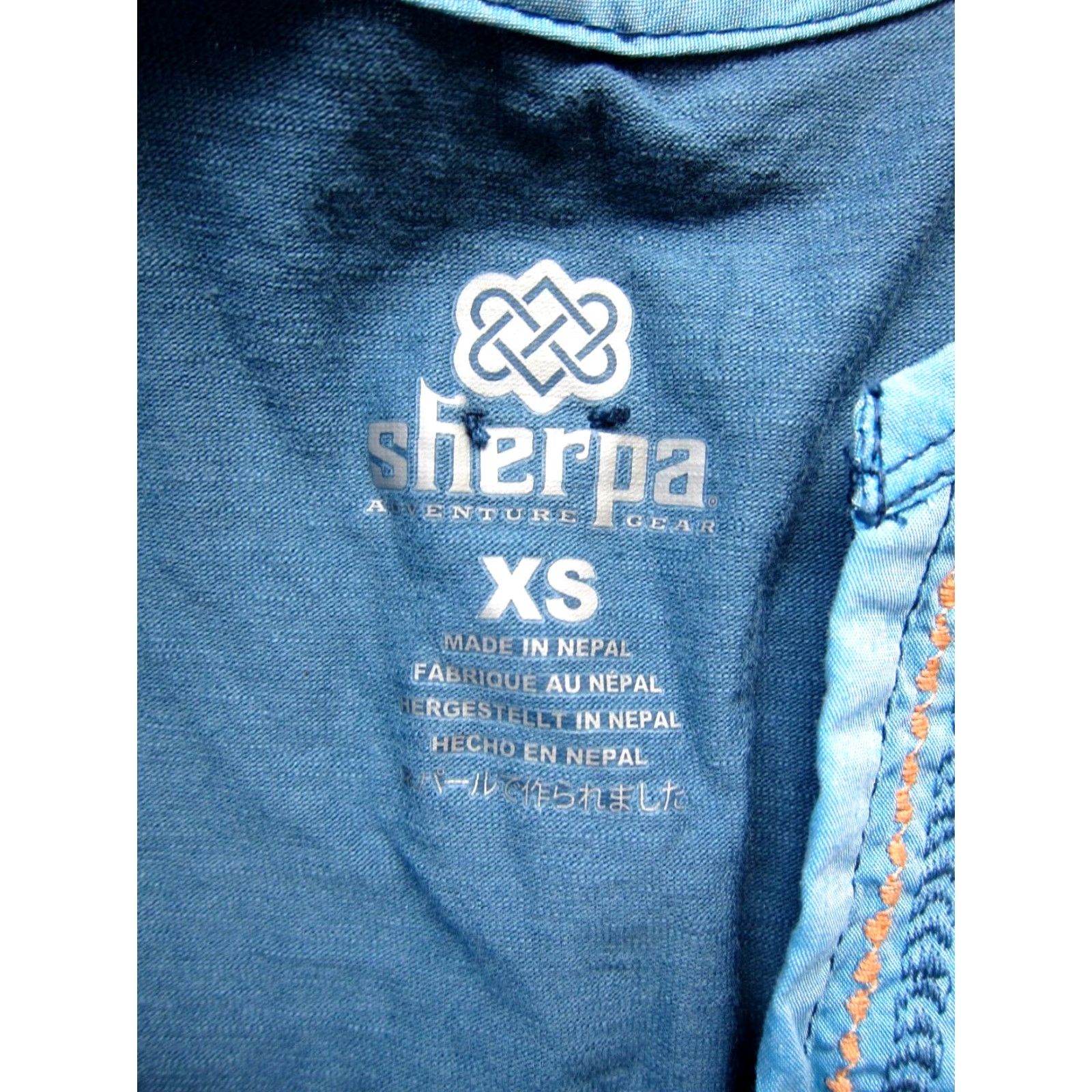 Vintage VINTAGE Sherpa Nepal Cotton Jersey Blue Embroidered Floral Sleeveless Tank Blouse XS Size XS / US 0-2 / IT 36-38 - 4 Thumbnail