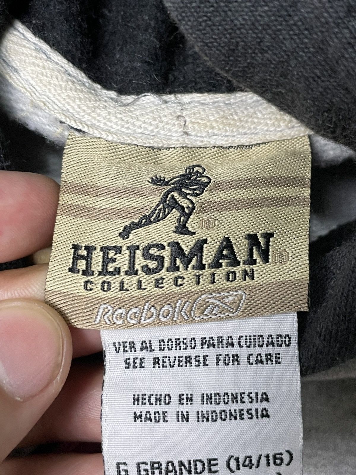Japanese Brand × Reebok × Vintage Vintage REEBOK Heisman Collection Hoodies (80) Size US L / EU 52-54 / 3 - 7 Thumbnail