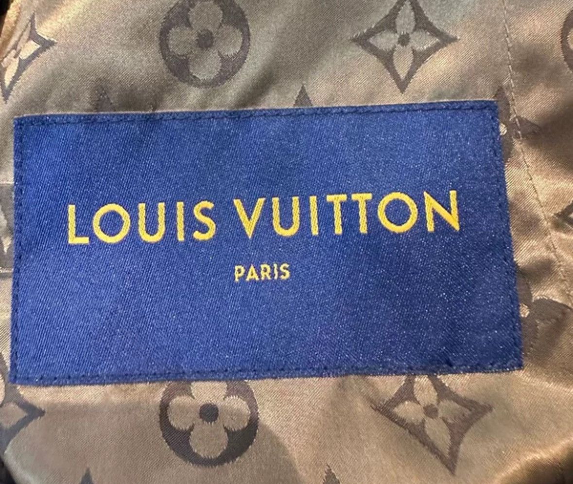 Louis Vuitton Louis Vuitton printed vintage bullet screen assault suit Size US S / EU 44-46 / 1 - 4 Thumbnail
