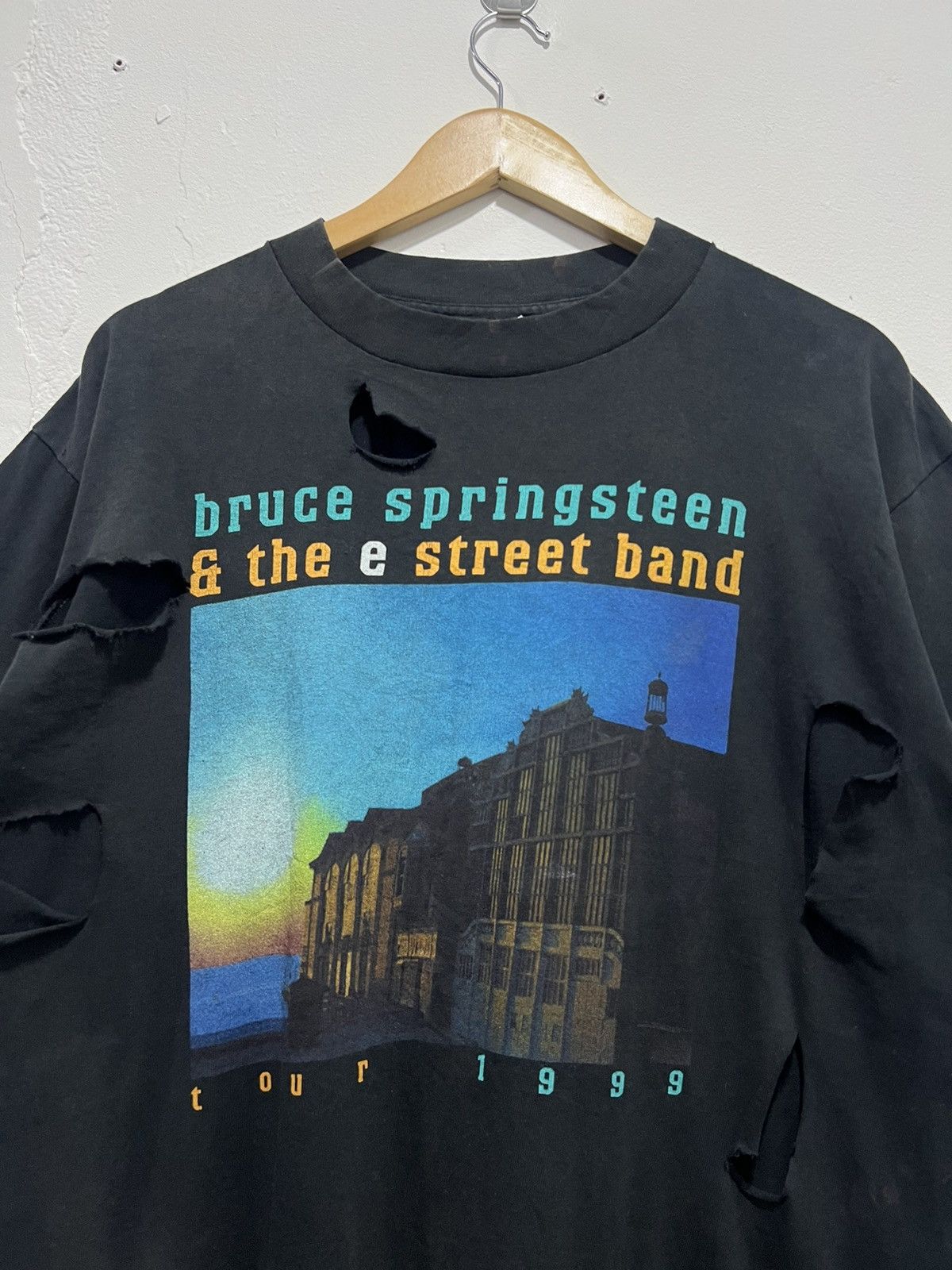 Band Tees × Vintage Vintage 1999’ Bruce Springsteen & The Street Band Distressed Tshirt Size US L / EU 52-54 / 3 - 2 Thumbnail