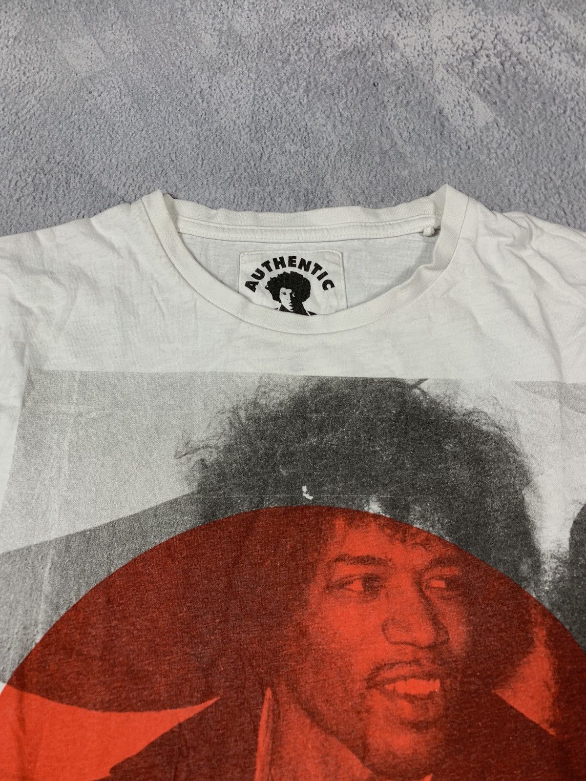 Band Tees Vintage Y2K Jimi Hendrix big logo band tee street wear sizeS Size US S / EU 44-46 / 1 - 5 Thumbnail