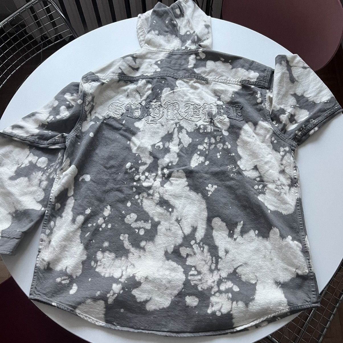 Supreme Supreme Hooded Denim Shirt Bleached XL Size US XL / EU 56 / 4 - 4 Thumbnail