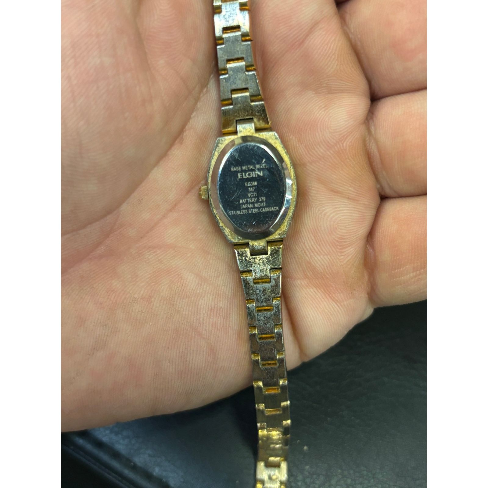 Elgin National Watch Company Vintage Elgin EG388 Gold Tone Women’s Watch! New Battery! Size ONE SIZE - 6 Thumbnail