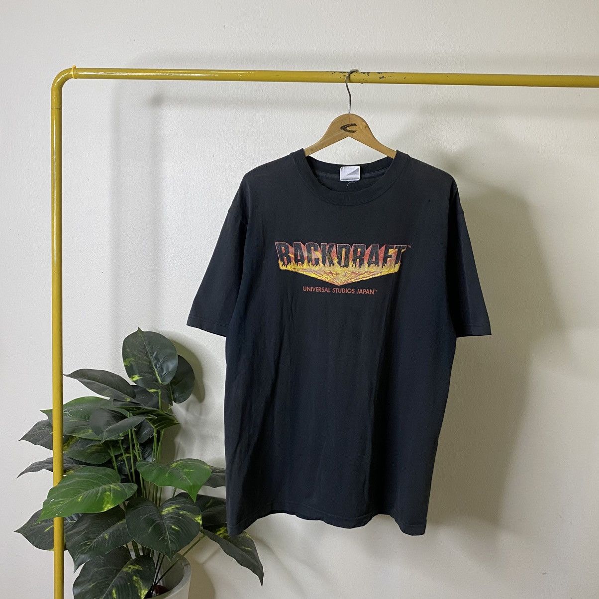 Vintage 1991 Backdraft Movie x UniversalStudios Japan Promo T Shirt Size US L / EU 52-54 / 3 - 1 Thumbnail