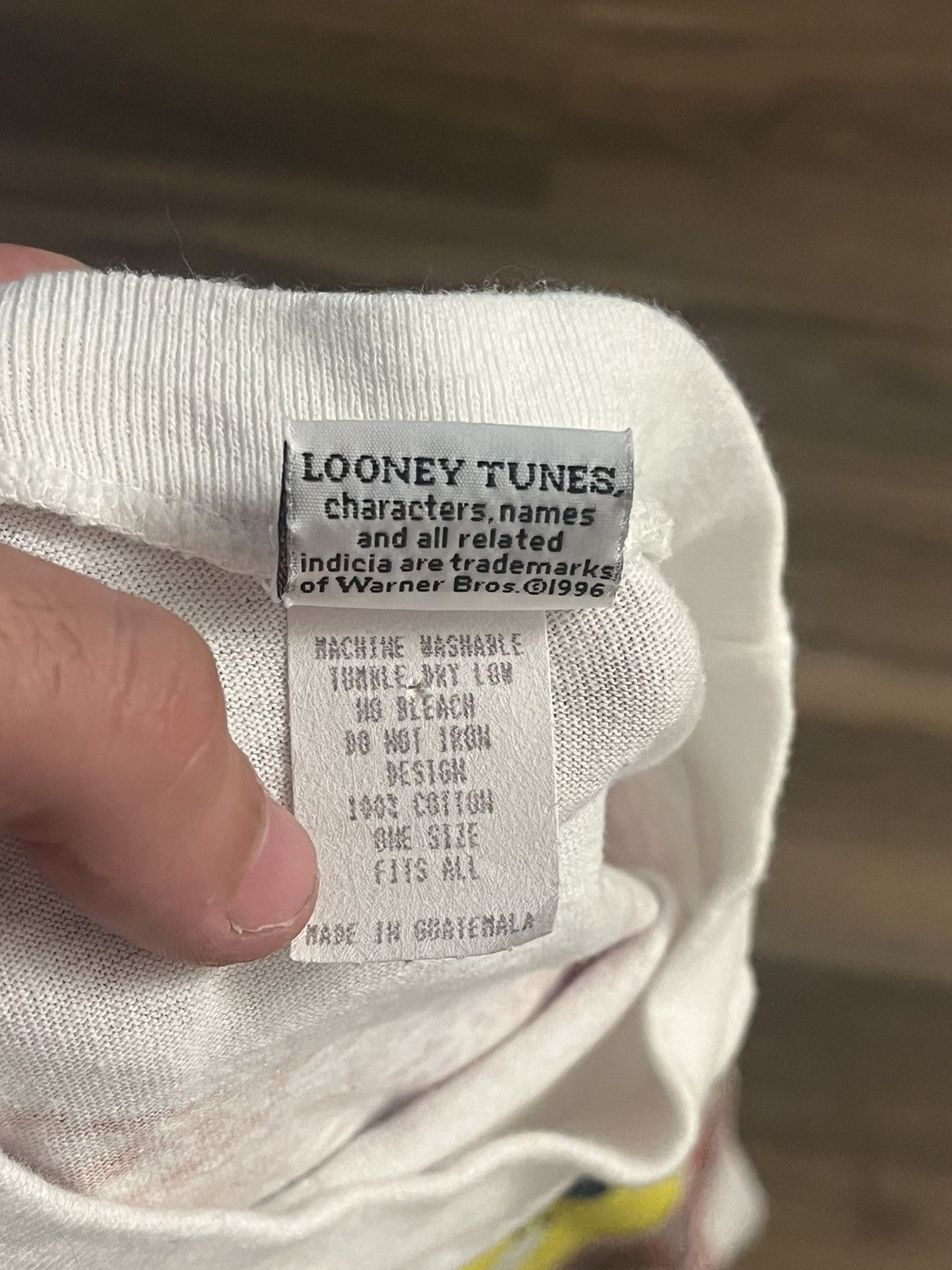 Vintage Vintage Looney Tunes Yankee Doodle Tweety Bird AOP T-shirt Size US XL / EU 56 / 4 - 6 Thumbnail