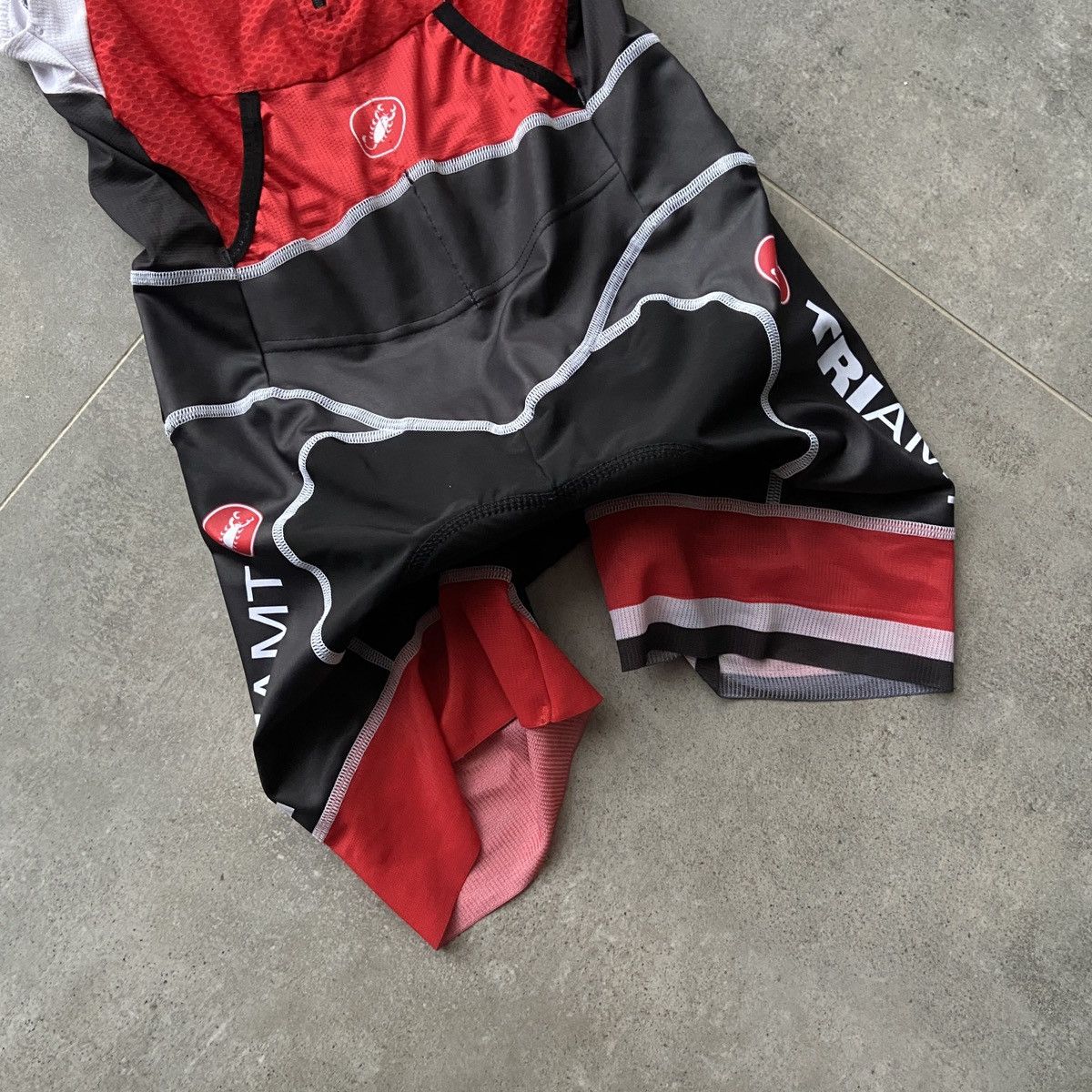 Other Castelli cycling suit Size US M / EU 48-50 / 2 - 8 Thumbnail