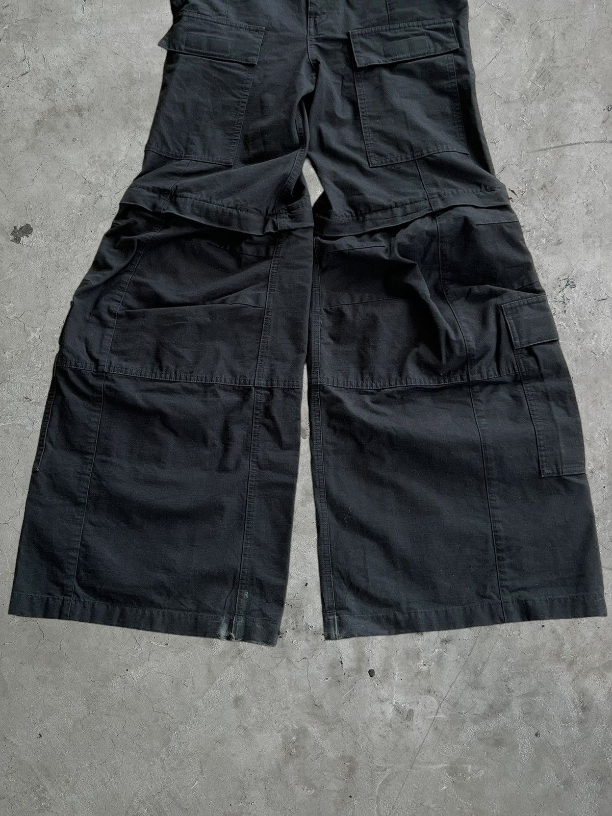 Balenciaga Balenciaga Flared Cargo Pants Size US 31 - 5 Thumbnail