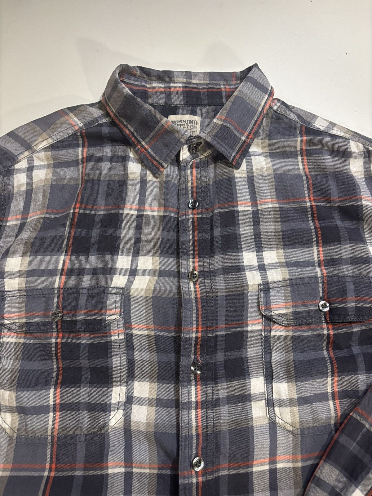 Mossimo Men’s casual plaid Shirt.mt3412 Size US XL / EU 56 / 4 - 2 Thumbnail
