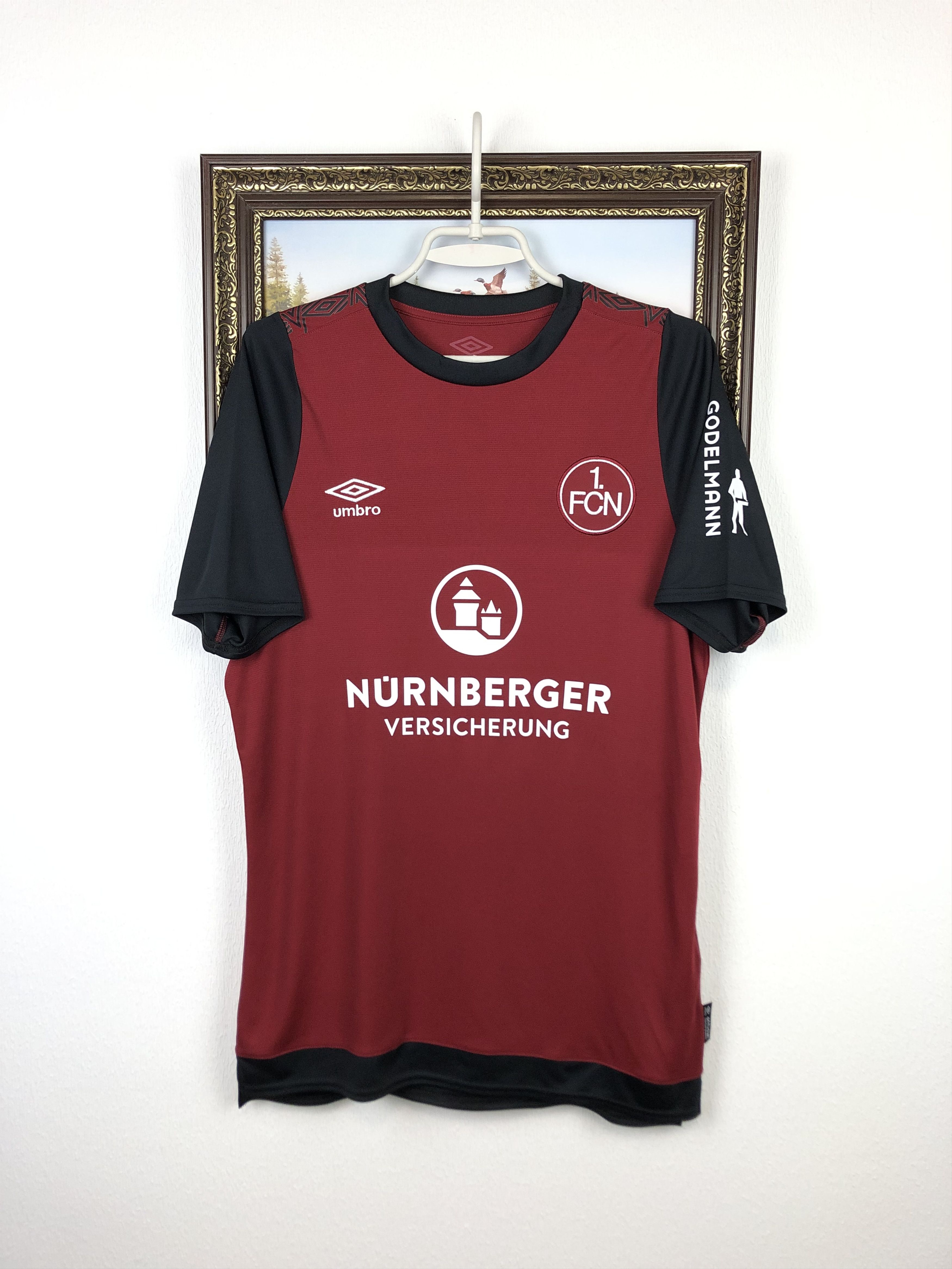 Umbro Nurnberg Home football shirt 2019 Soccer Umbro Jersey Trikot Size US S / EU 44-46 / 1 - 1 Thumbnail