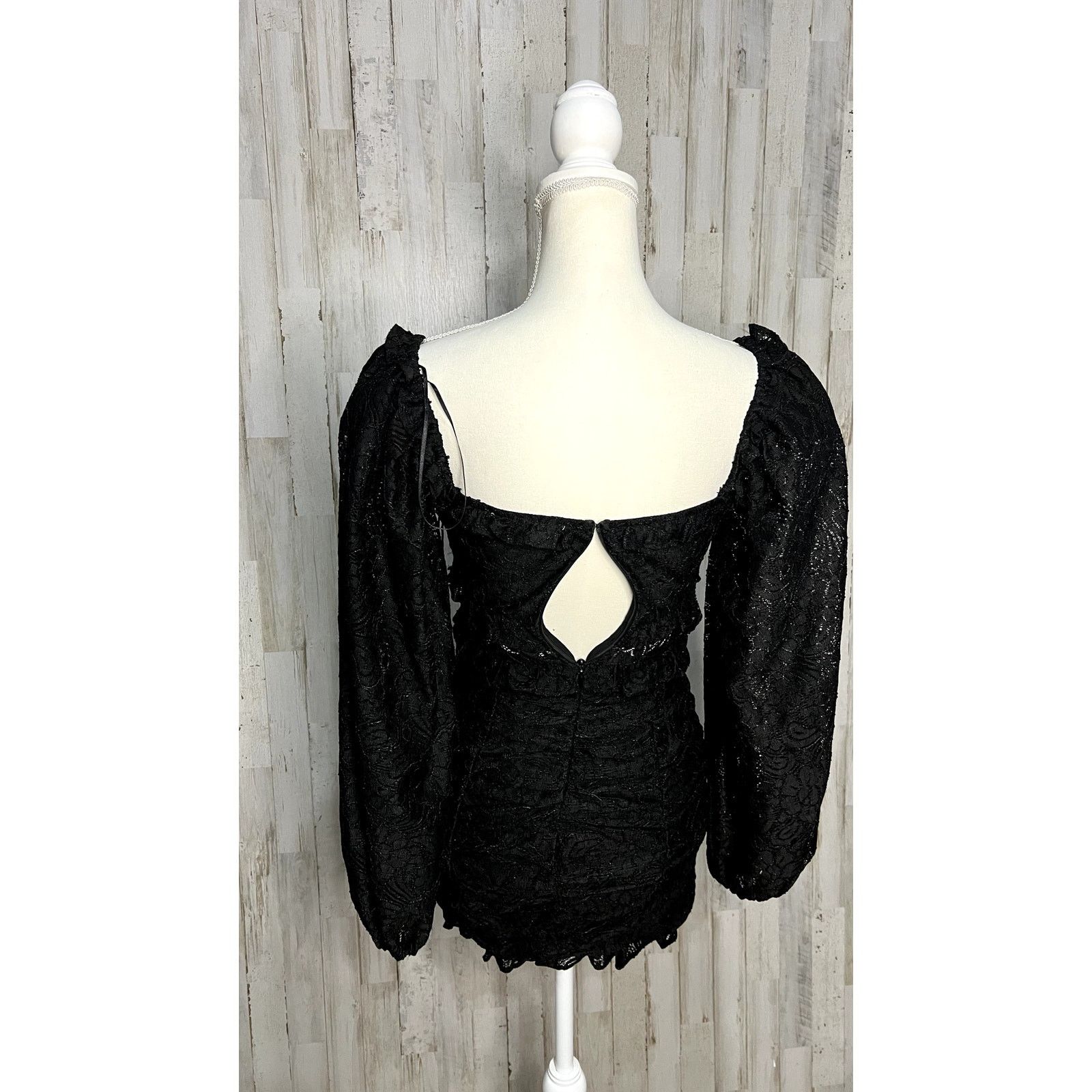 ASTR The Label NWT ASTR the Label Women's Black Lace Mini Dress Size XS Size XS / US 0-2 / IT 36-38 - 7 Thumbnail