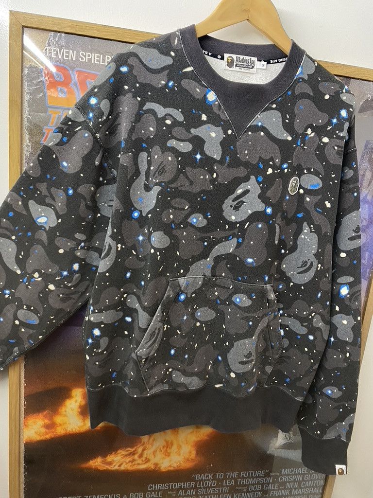 Bape SS2020 A Bathing Ape Glow In The Dark Space Camo Sweatshirt Size US M / EU 48-50 / 2 - 4 Thumbnail