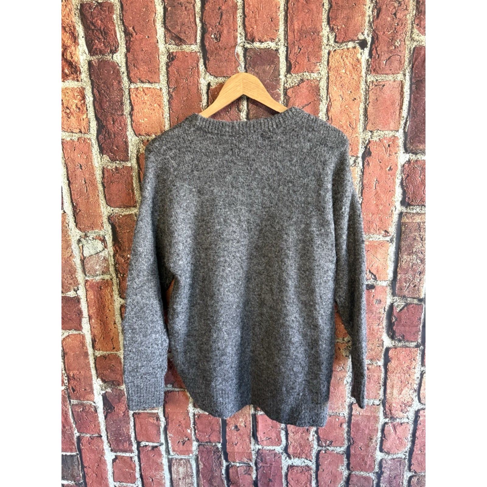 Old Navy Old Navy Womens Gray Knit Long Sleeve Pullover Sweatshirt Size Small Size S / US 4 / IT 40 - 2 Thumbnail