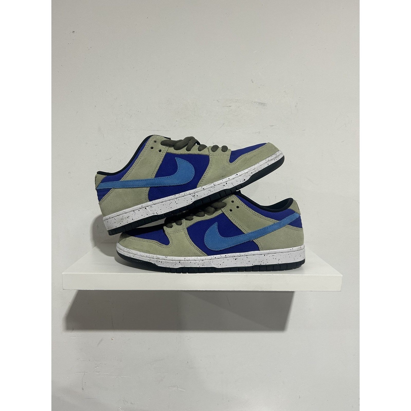 NIKE SB DUNK LOW ACG CELADON SIZE PREOWNED