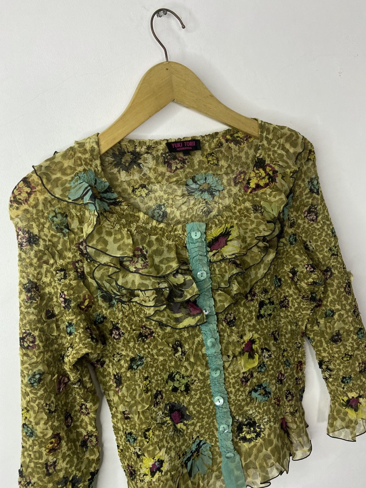 Pleats Please Issey Miyake Yuki Torii International Crinkle Floral Sheer Blouse Size M / US 6-8 / IT 42-44 - 9 Thumbnail