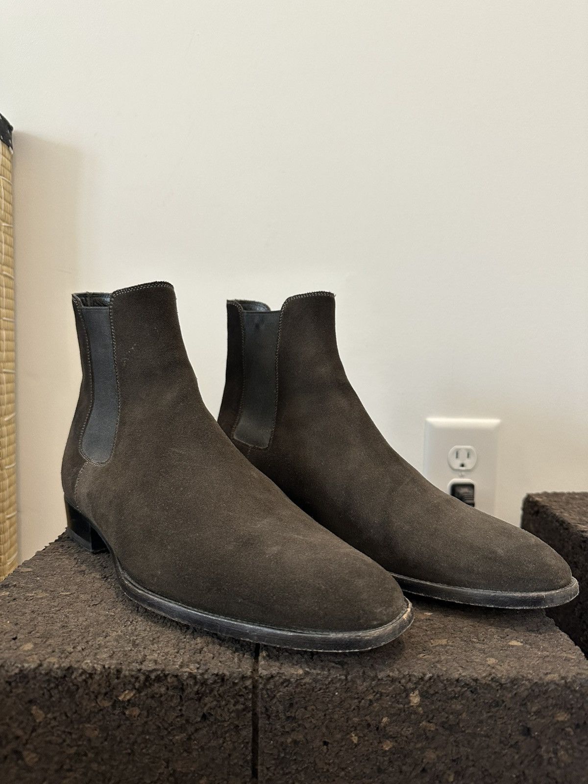 Saint Laurent Paris Dark Green Suede Chelseas Size US 8 / EU 41 - 2 Thumbnail