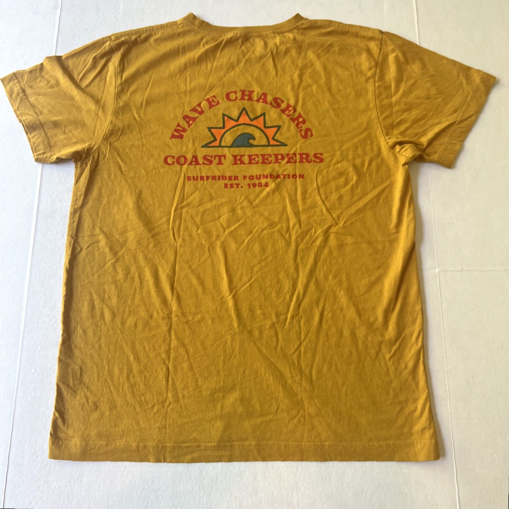 Vintage Surfrider Foundation Tee Shirt Surfer Coast Keeper Est. 1984 Yellow L Men Shirt Short Sleeve Crew Neck Graphic Print Size US L / EU 52-54 / 3 - 2 Thumbnail
