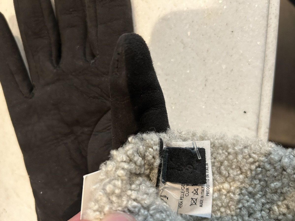 Yves Saint Laurent Yves saint Laurent suede and shearling gloves. 7.5 Size ONE SIZE - 7 Thumbnail