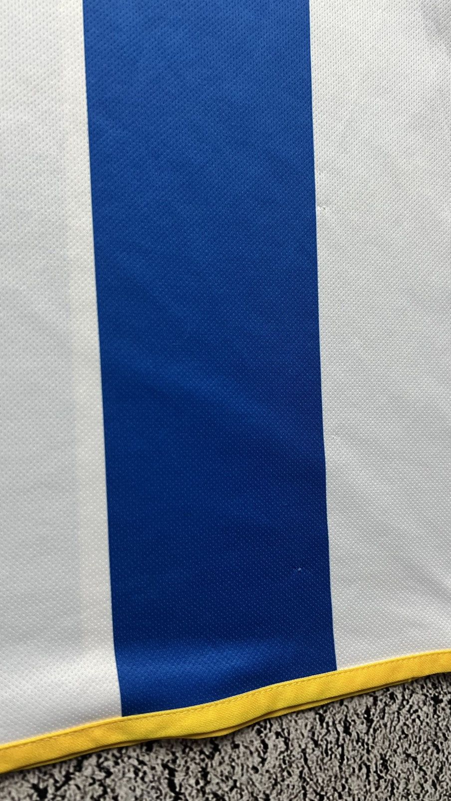 Errea Brighton & Hove Albion errea vintage y2K jersey Size US S / EU 44-46 / 1 - 5 Thumbnail