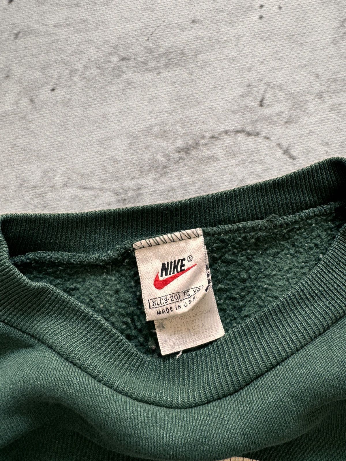 Nike × Vintage NIKE VINTAGE CENTER LOGO OVERSIZE BOXY SWEATSHIRT Size US S / EU 44-46 / 1 - 5 Thumbnail