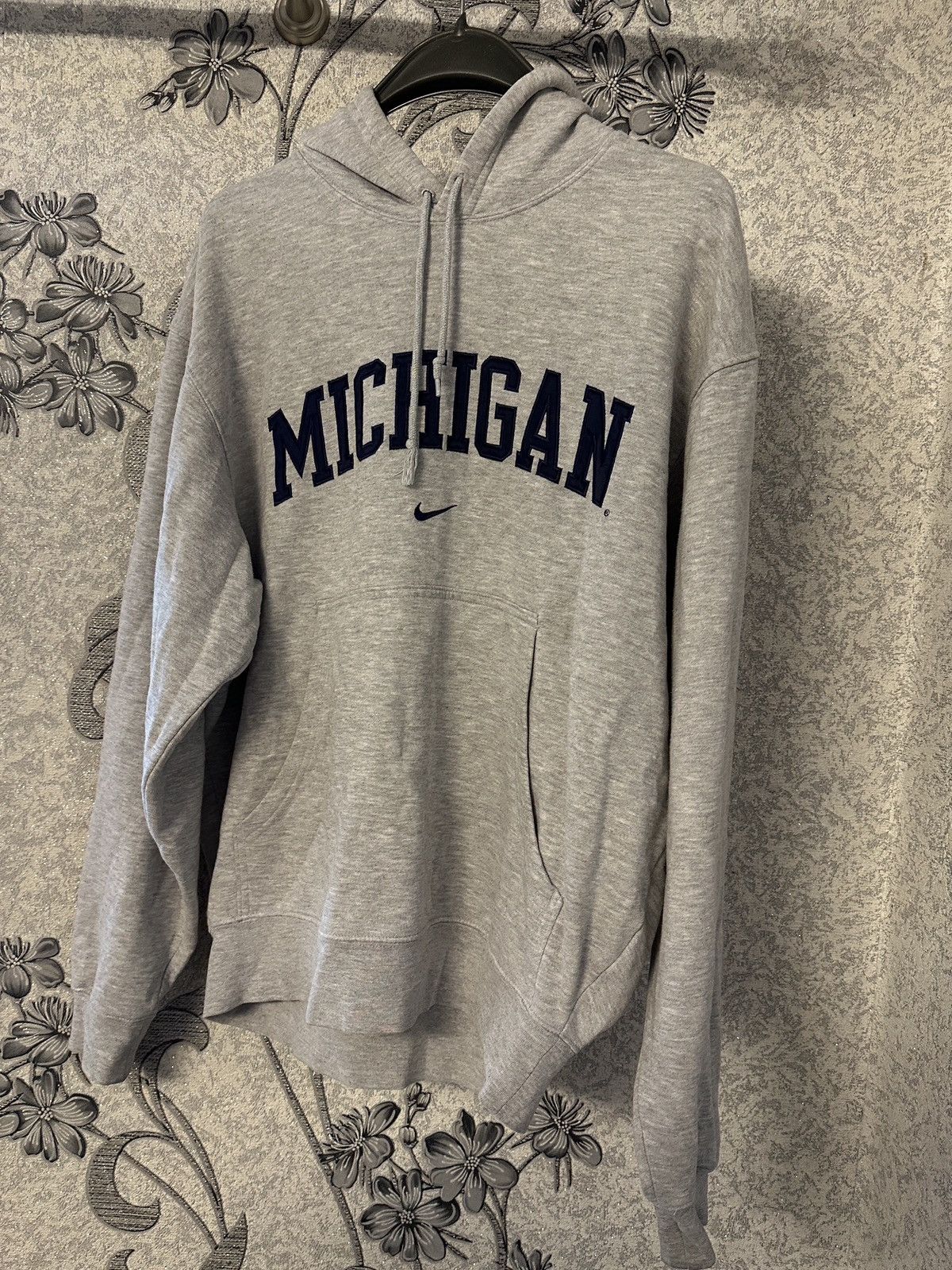 Nike Vintage Nike Michigan State Baggy Sweatshirt Size US S / EU 44-46 / 1 - 2 Thumbnail