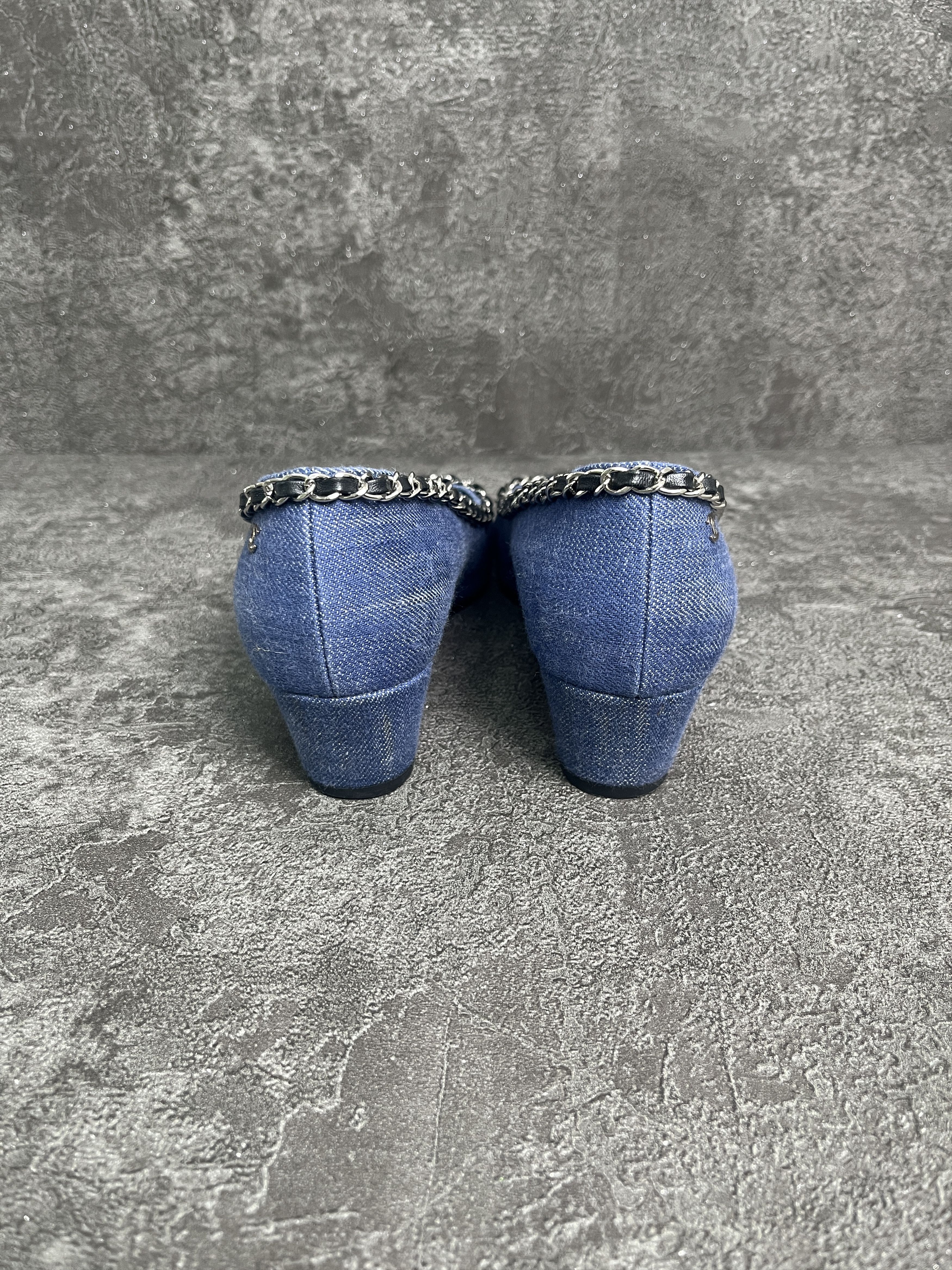 Chanel Chanel Blue Denim Cloth Shoes With Black Cap Toe Size US 6 / IT 36 - 5 Thumbnail