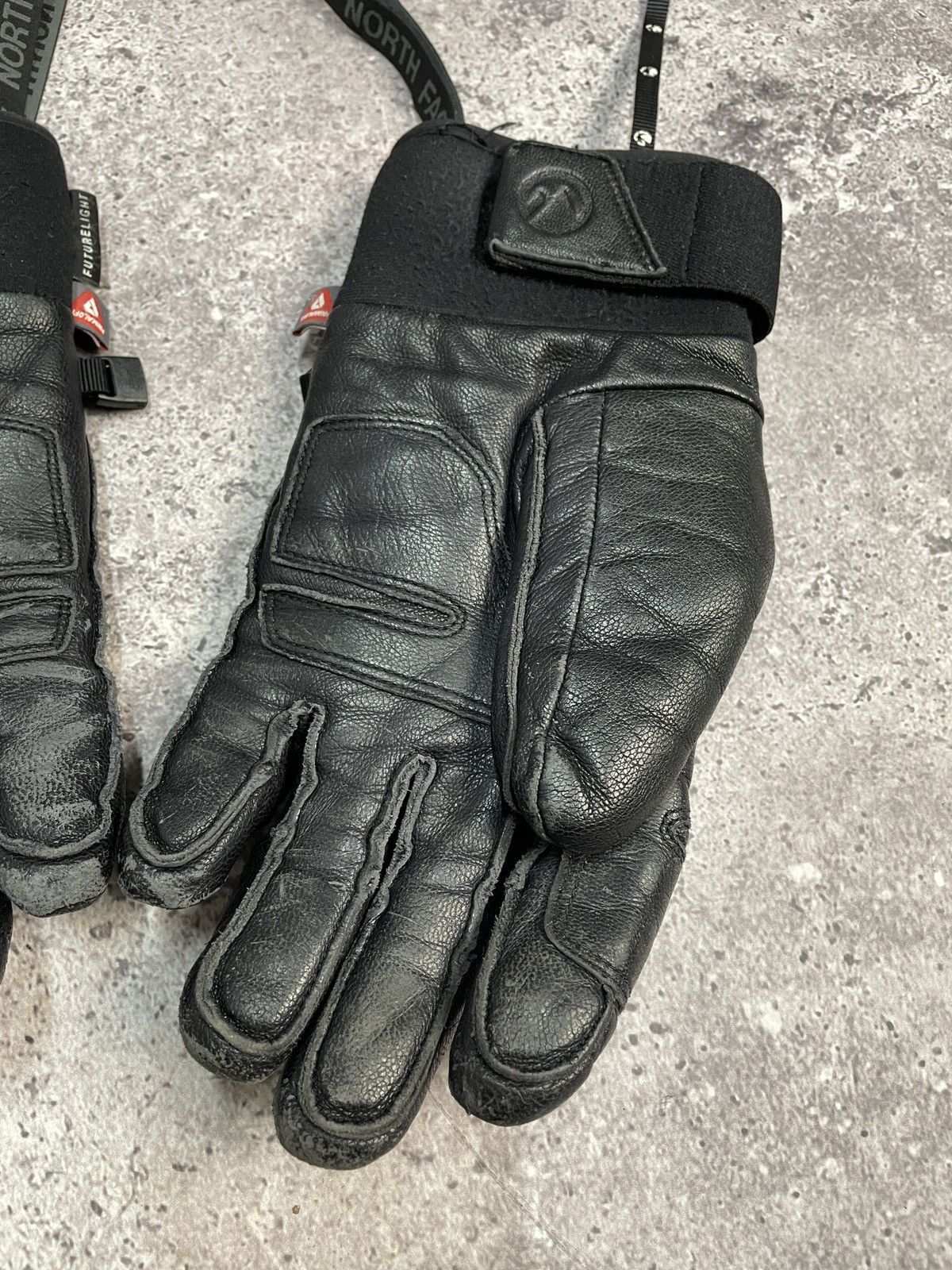 Designer Vintage The North Face Moto Gloves FutureLight Size M Size 32 - 10 Thumbnail