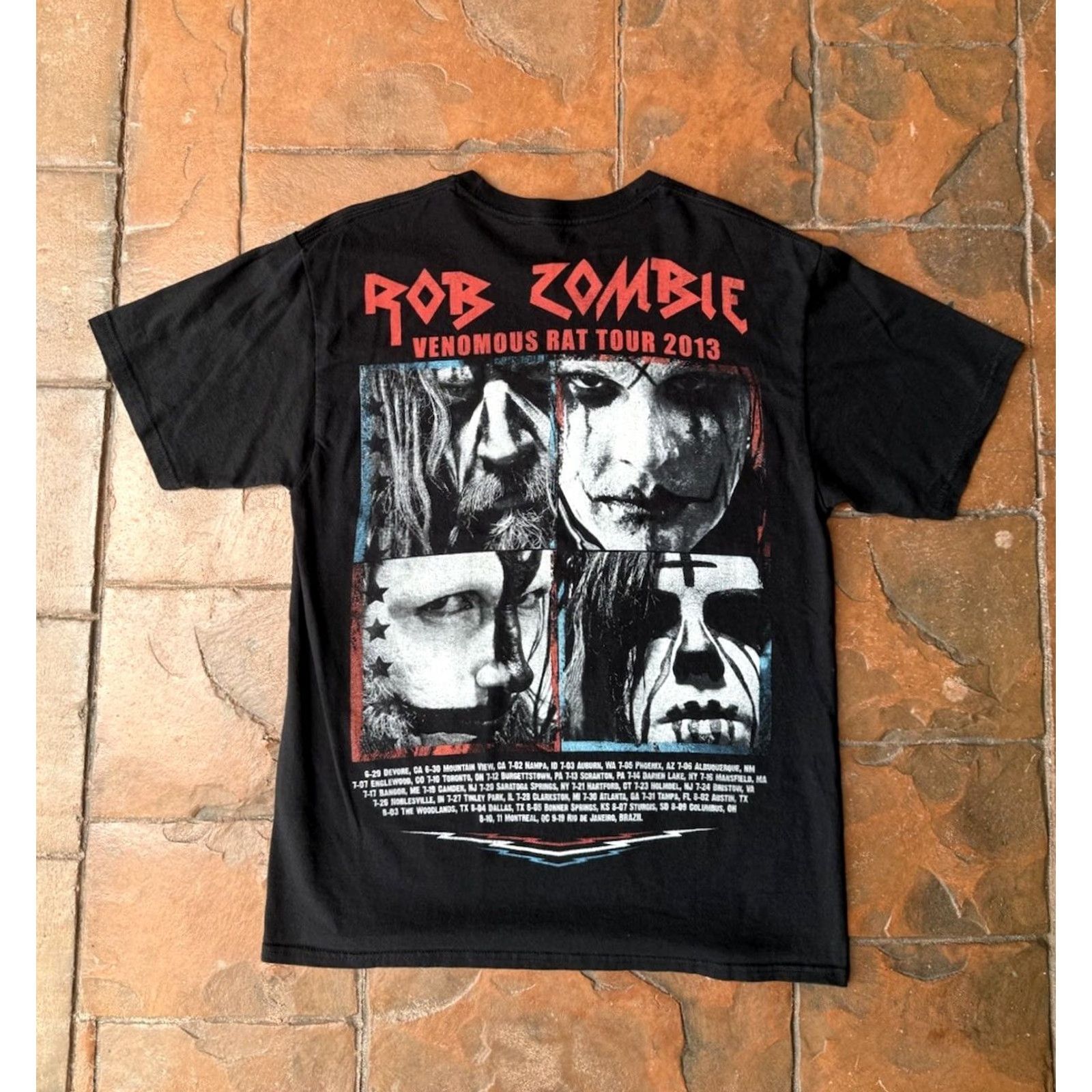 Hanes VINTAGE Rob Zombie Venomous Rat 2013 T-Shirt Medium Band Tour Shirt Mens Black Cotton Graphic Print Short Sleeve Crew Neck Venom Logo Double-Sided Size US M / EU 48-50 / 2 - 3 Thumbnail
