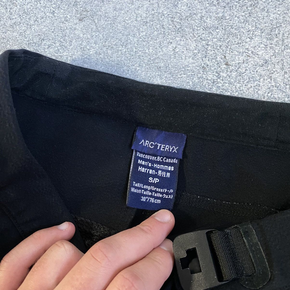 Arc'teryx Arcteryx pants nylon vintage small logo Gorpcore Size US 30 / EU 46 - 10 Thumbnail