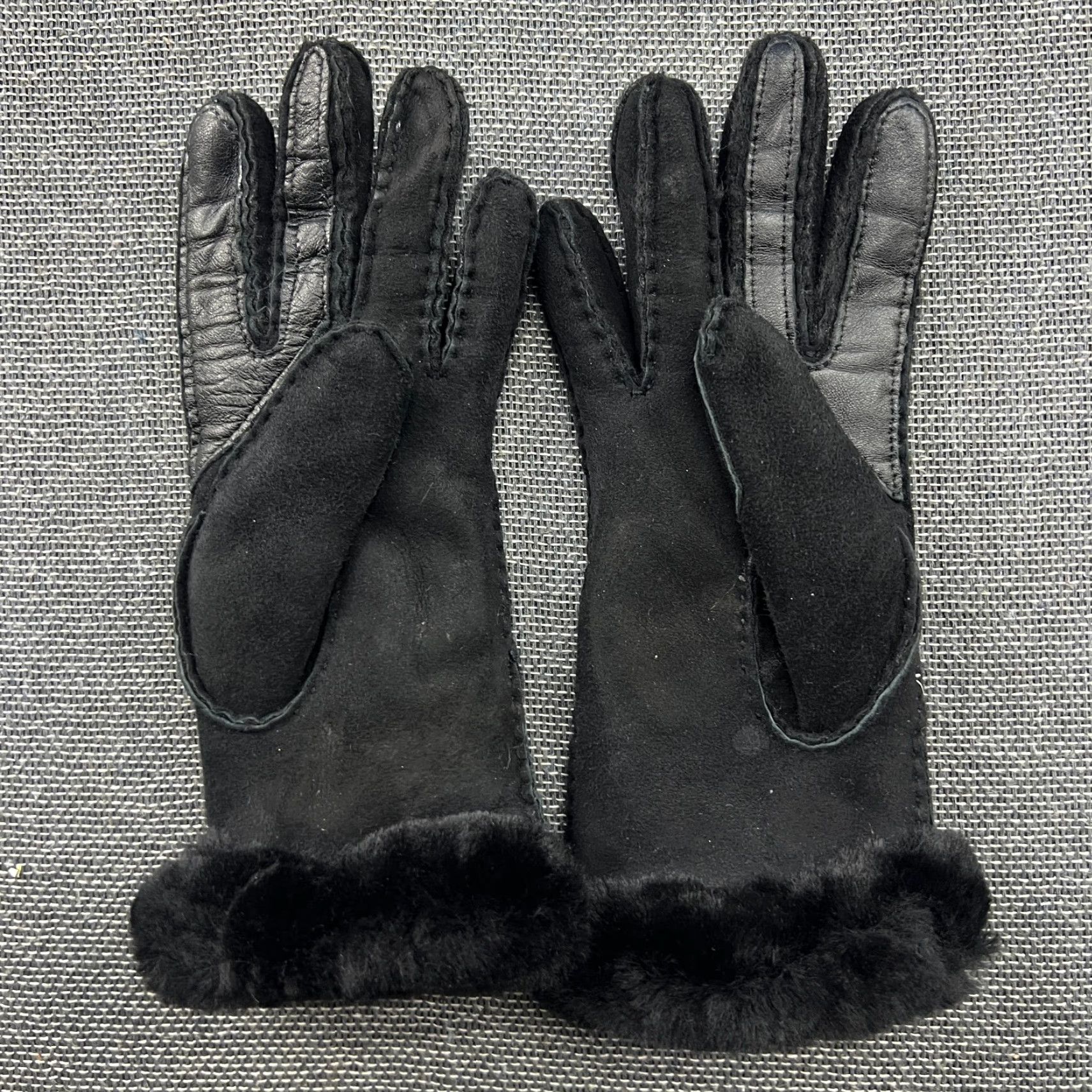 Ugg UGG Womens Gloves Small Suede Leather Shearing Sheepskin Size ONE SIZE - 5 Thumbnail