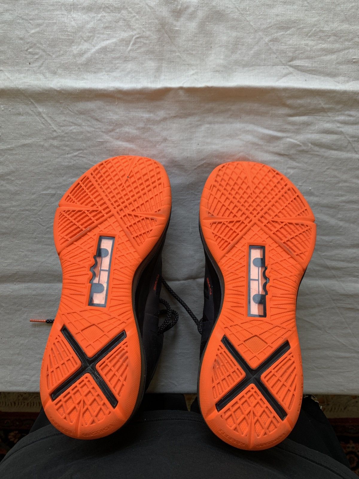 Nike Nike Lebron X ‘Lava’ Size US 10.5 / EU 43-44 - 6 Thumbnail