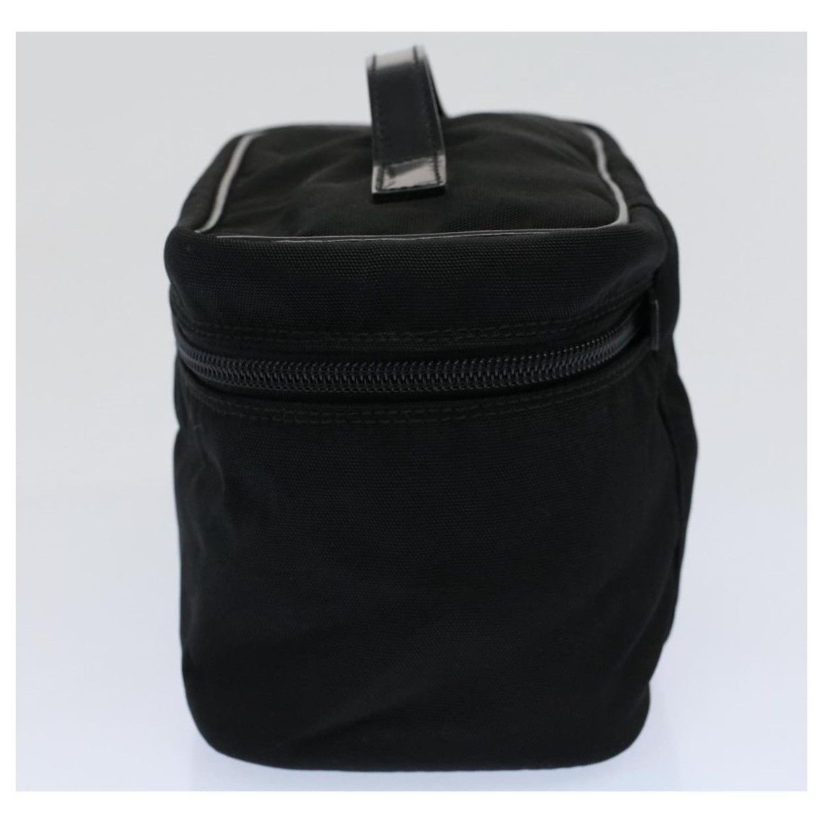 Gucci Authentic GUCCI Vanity Cosmetic Pouch Nylon Canvas Black Size ONE SIZE - 4 Thumbnail