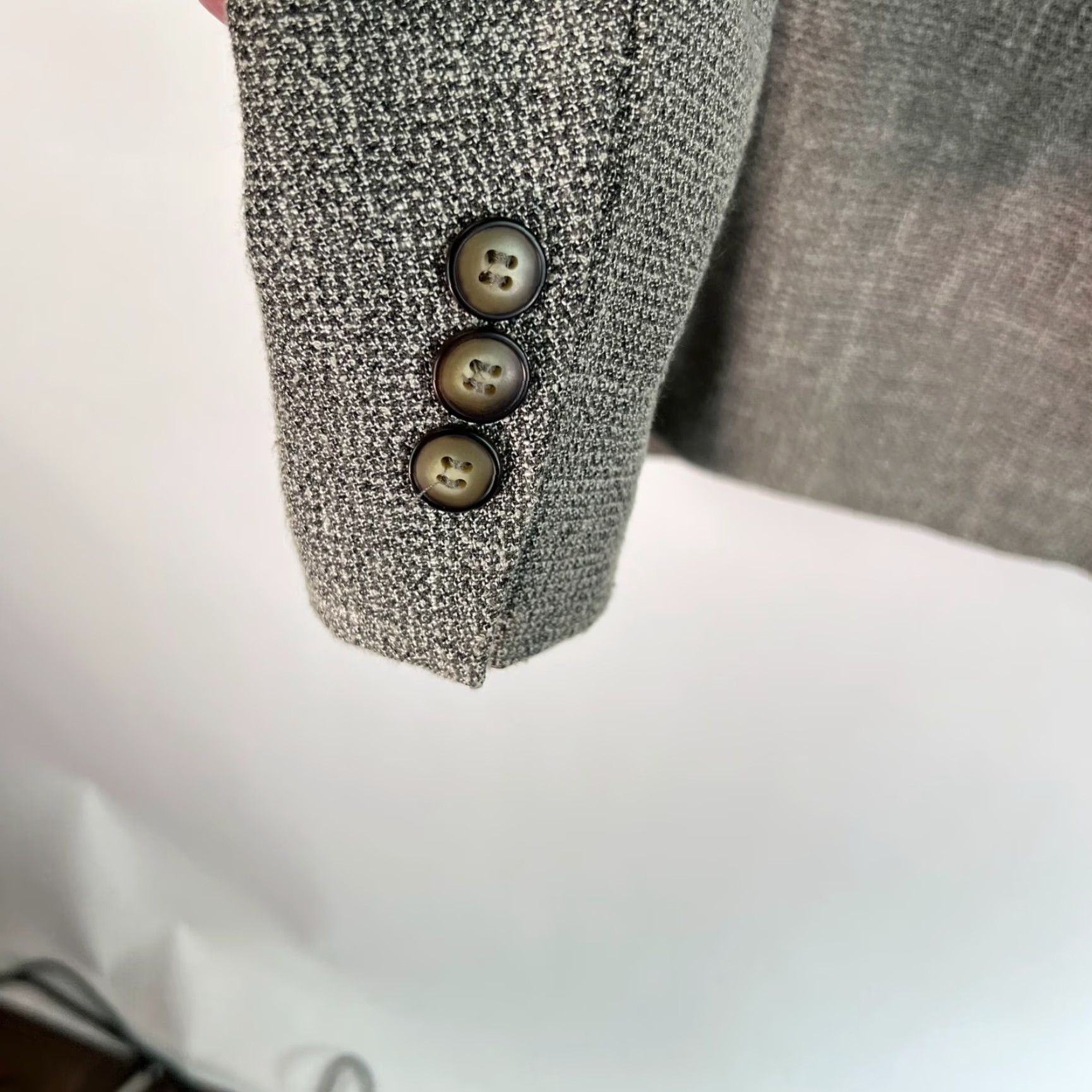 Vintage Jay Jacobs Blazer Shirt Mens 2XL Gray Tweed Texture Notch Single-Breasted Three-Button Jacket Casual Business Party/Cocktail Travel Sports Size 48R - 5 Thumbnail