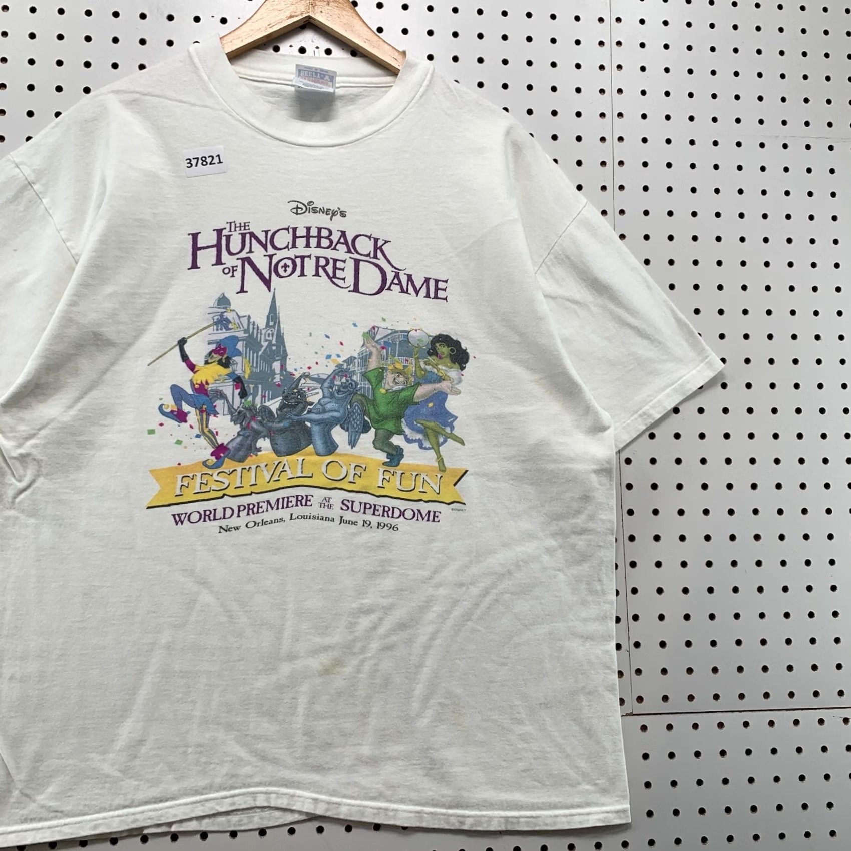 Hanes VINTAGE 90s Disney Hunchback Movie Shirt Mens XL White RARE Size US XL / EU 56 / 4 - 6 Thumbnail