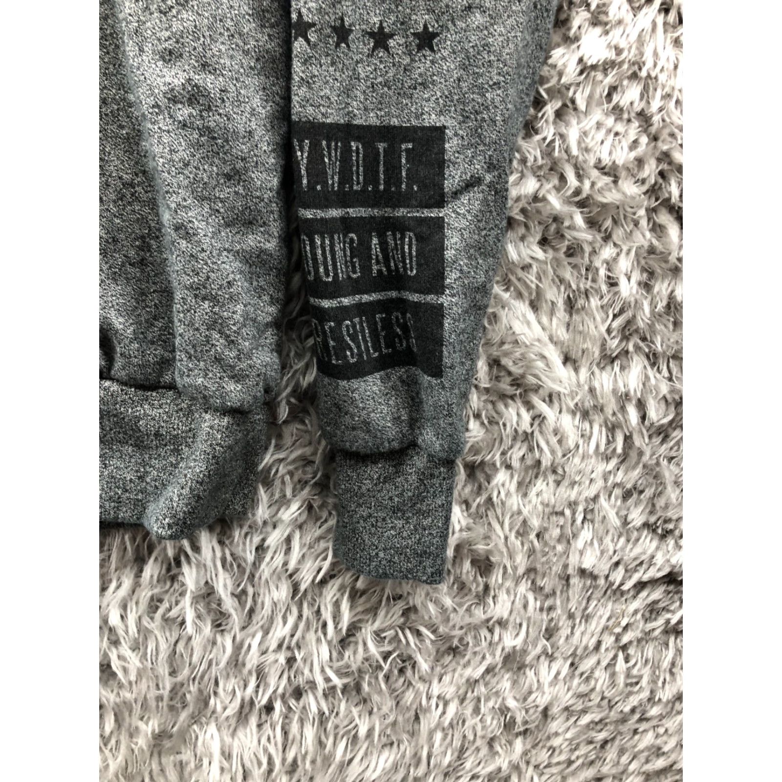 H&M H&M Divided Sweatshirt Mens Size S Gray Long Sleeve Crew Neck Pullover Hooded Pockets Graphic? No, Logo Accents, Regular Fit, Cotton Size US S / EU 44-46 / 1 - 3 Thumbnail