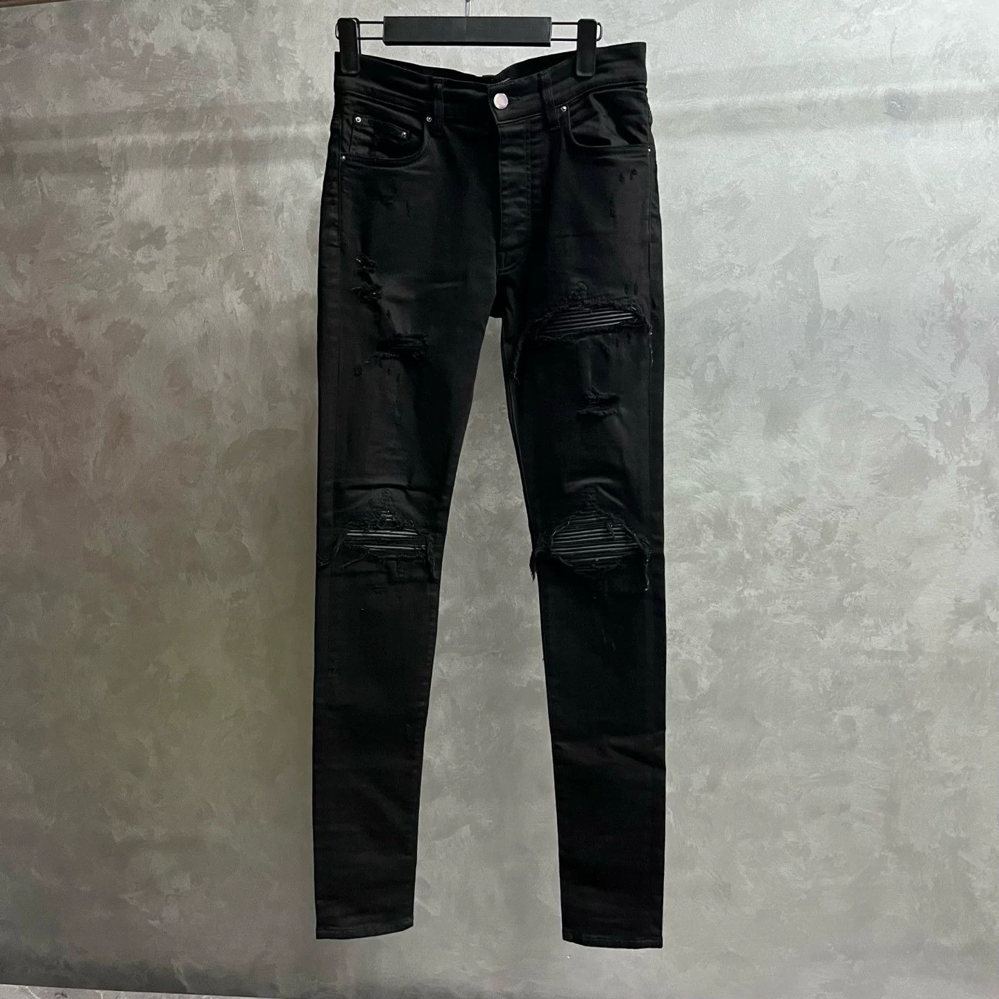 Amiri Amiri Denim Slim Fit Black Hoodie 30 Men Size US XS / EU 42 / 0 - 1 Thumbnail